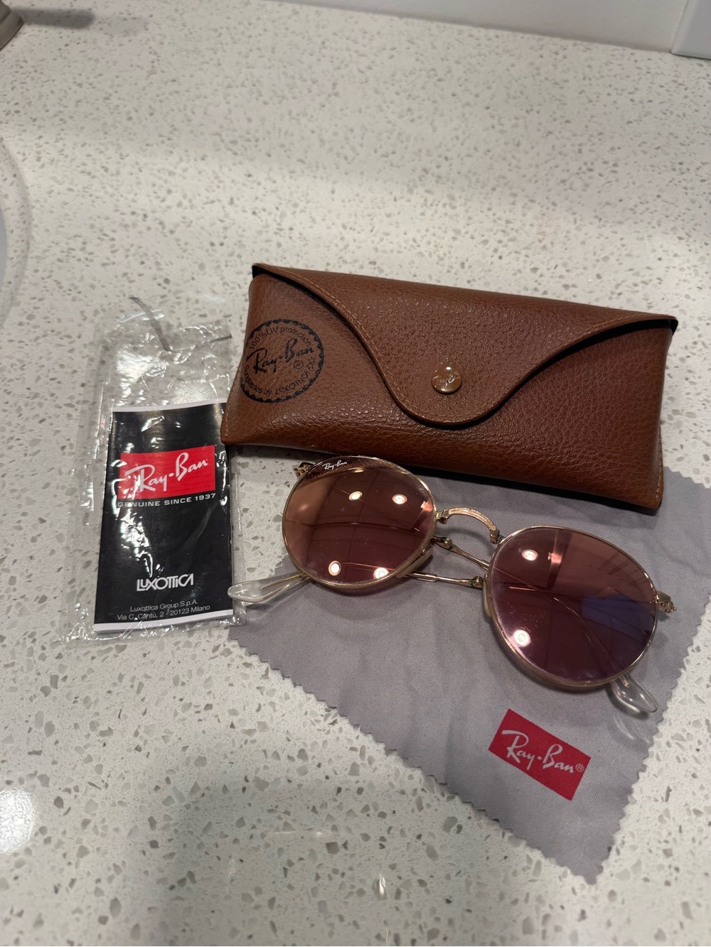 Ray-Ban Round Metal Sunglasses with Rose Gold Frame and Pink Lenses